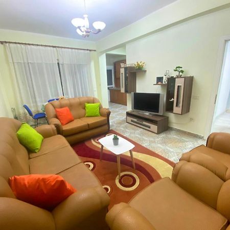 Durres Rebi 2 Apartament Luaran gambar