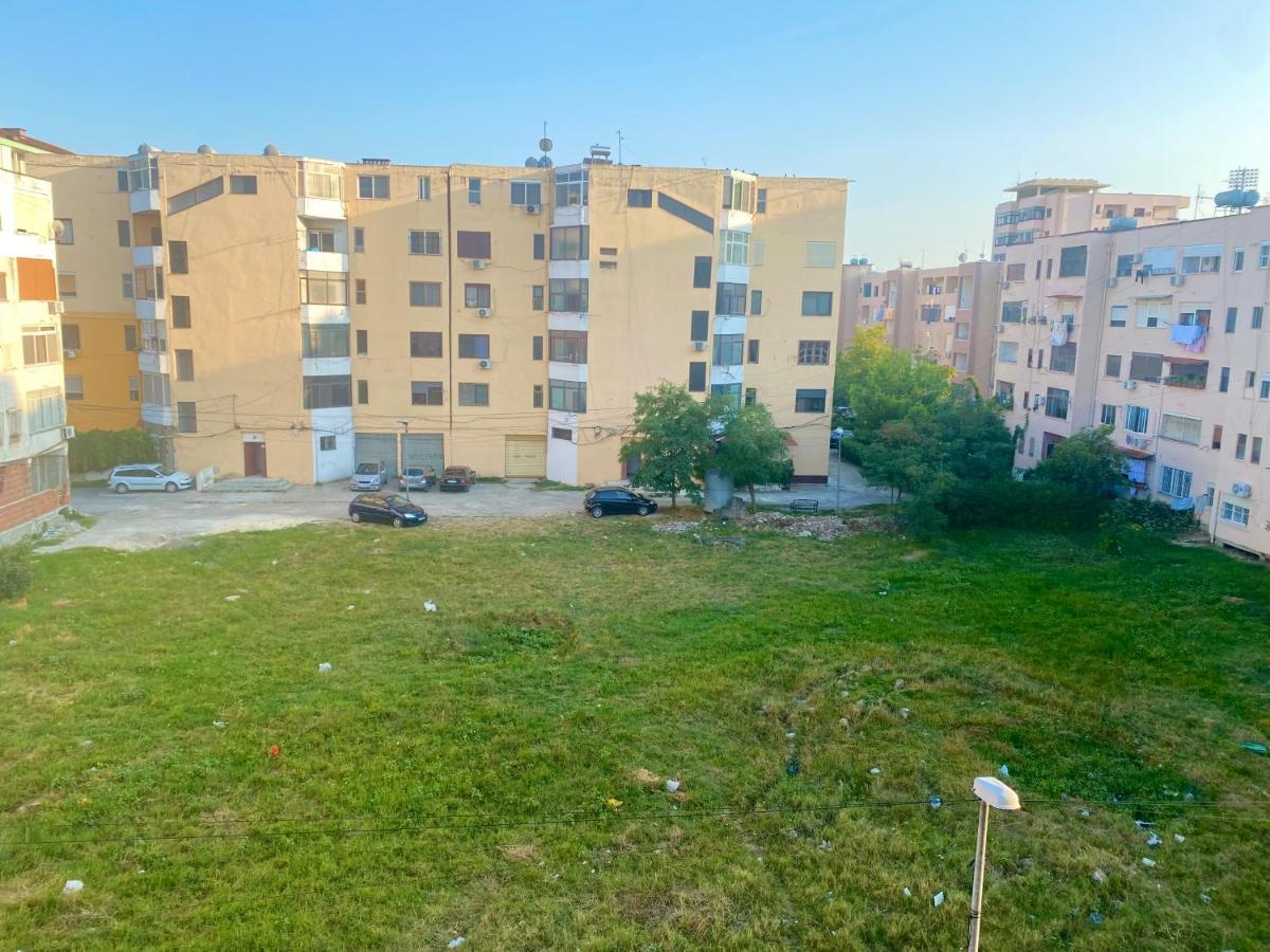 Durres Rebi 2 Apartament Luaran gambar
